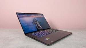 Обзор MSI Stealth 16 AI+ — портативный игровой ноутбук