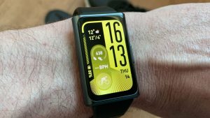 Обзор Huawei Band 11 Pro — фитнес-браслет с GPS