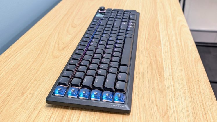 Corsair Vanguard Air 99