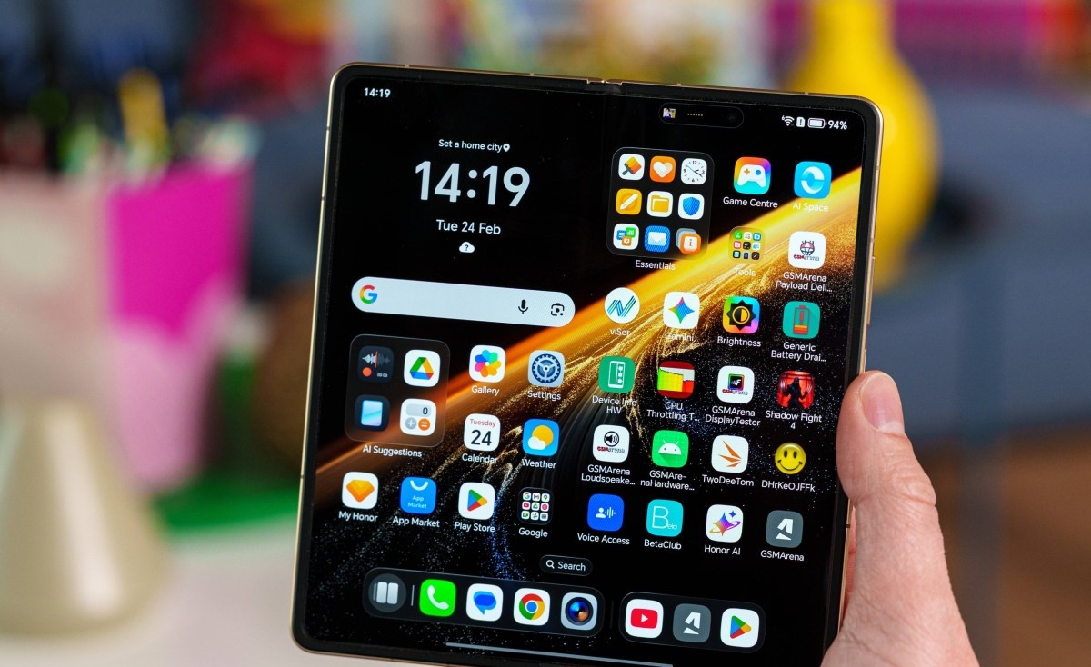 Обзор Honor Magic V6 — рекордная батарея в тонком корпусе картинка Honor Magic V6