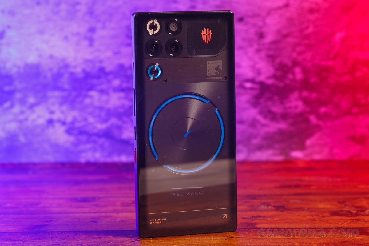 Обзор Nubia RedMagic 11S Pro — геймерская мощь с кулером картинка Nubia RedMagic 11S Pro