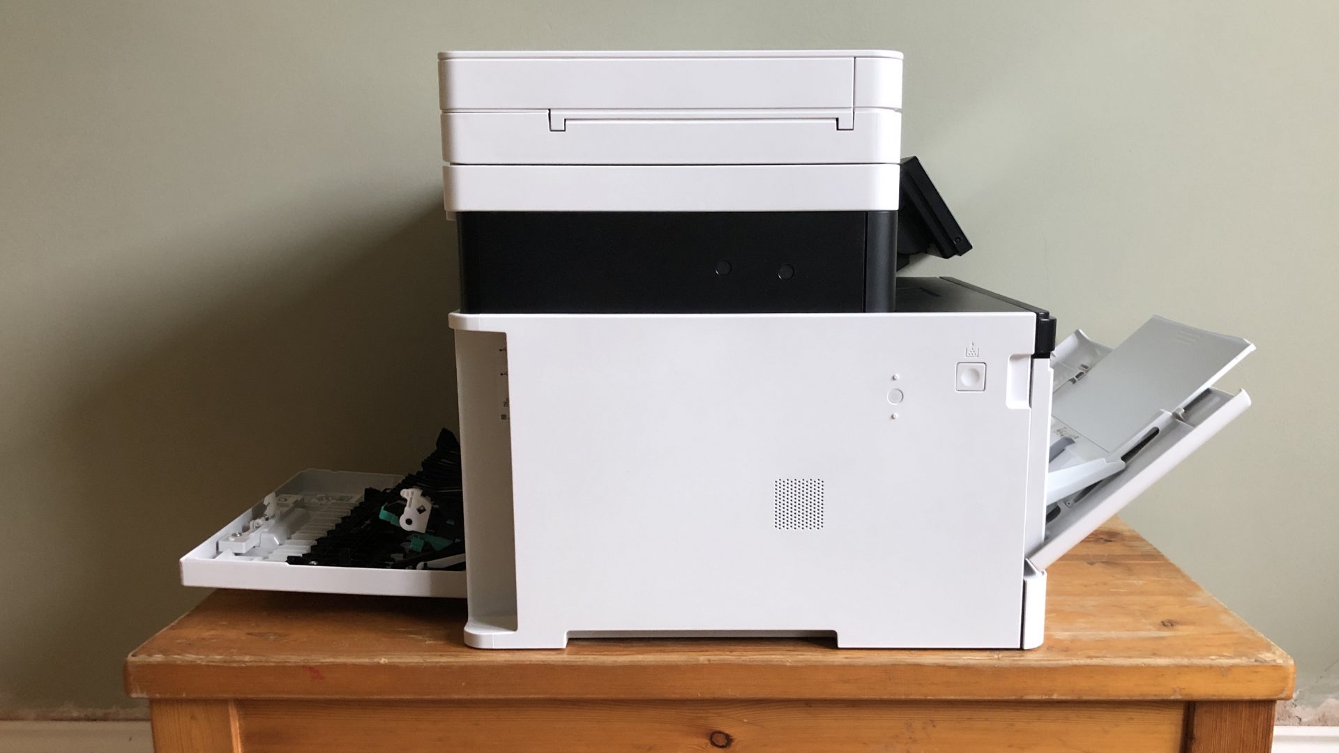 Обзор Canon i-SENSYS MF742Cdw — умный лазерный принтер картинка Canon i-SENSYS MF742Cdw