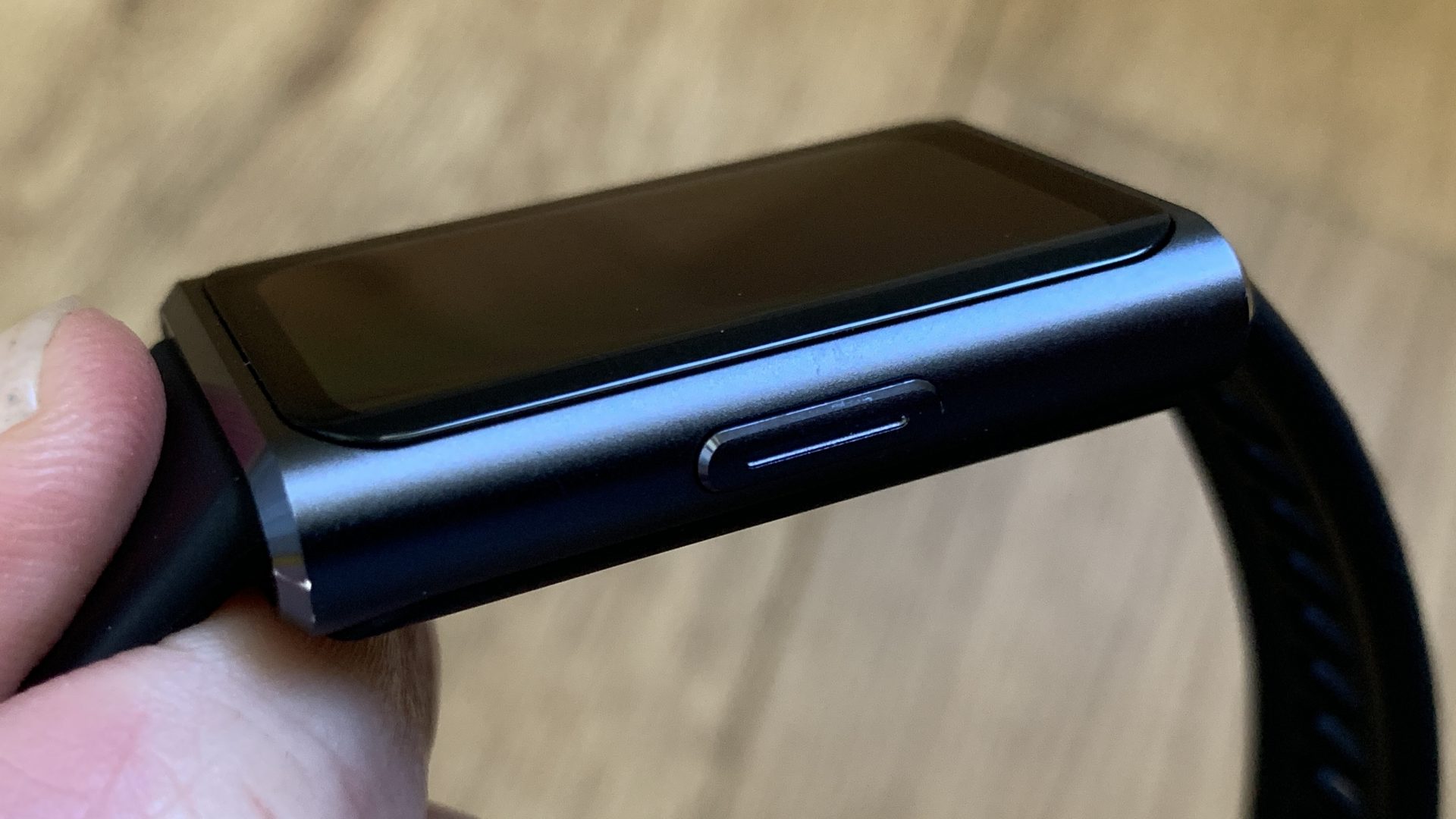 Обзор Huawei Band 11 Pro — фитнес-браслет с GPS картинка Huawei Band 11 Pro