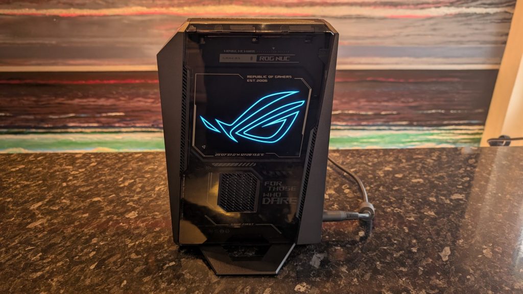 Обзор Asus ROG NUC (2025) — мощный игровой мини-компьютер картинка Asus ROG NUC
