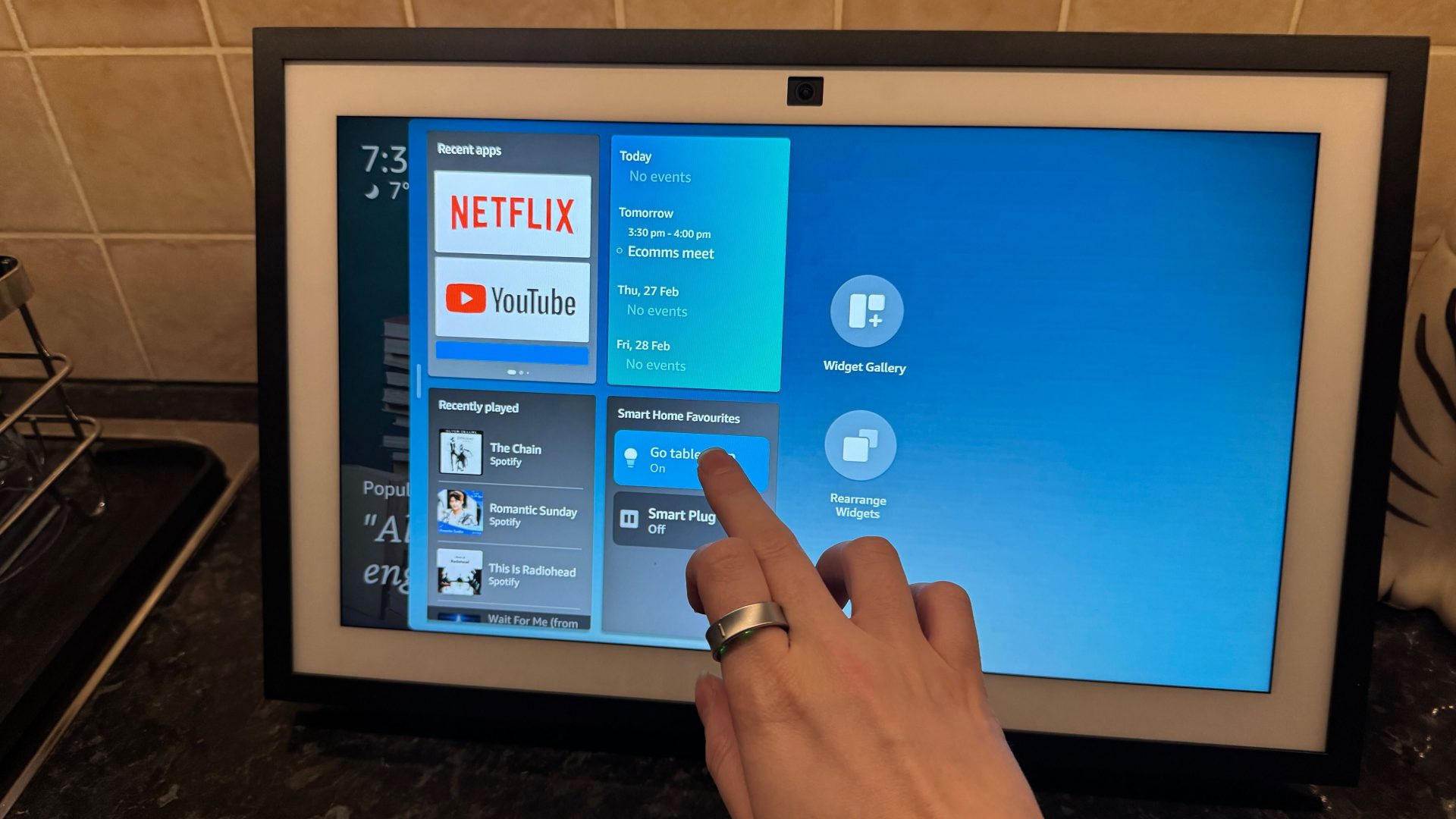 Обзор Amazon Echo Show 15: неплохой дисплей, но где хаб? картинка Amazon Echo Show 15