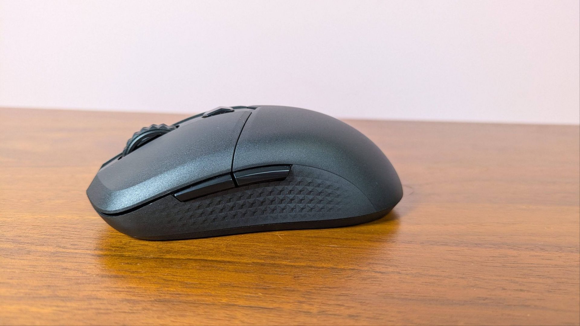 MSI Versa 300