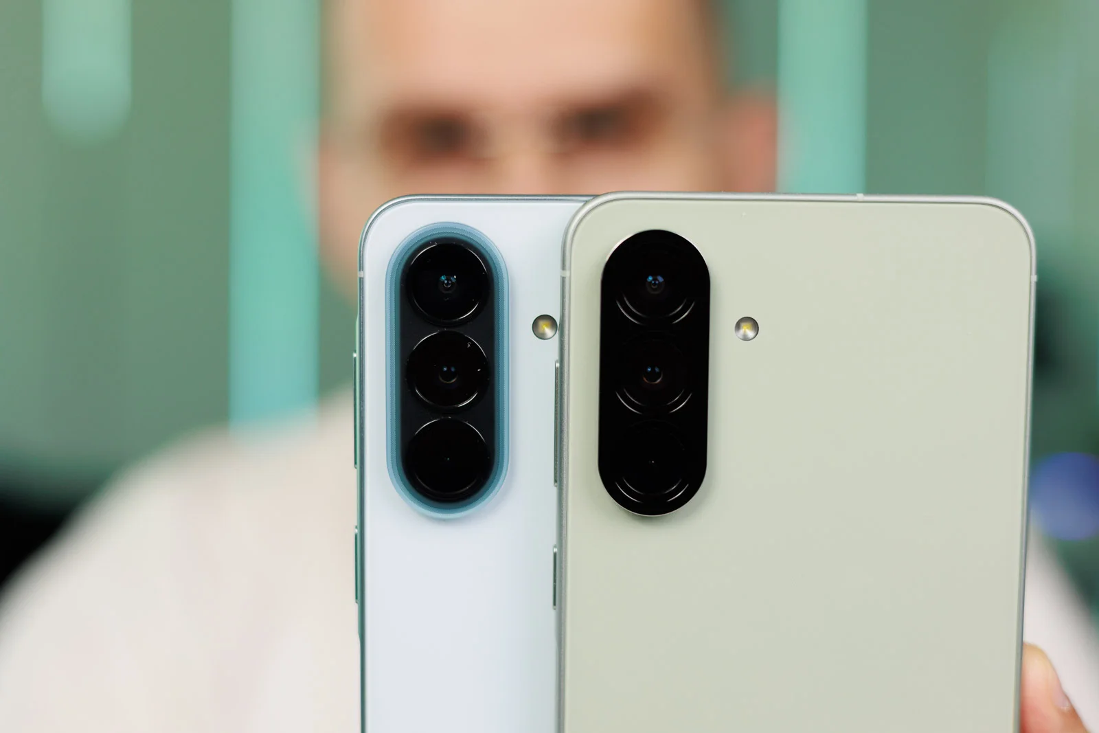 Стоит ли обновляться: Galaxy A57 против Galaxy A56 в деле картинка Samsung Galaxy A57 против Galaxy A56