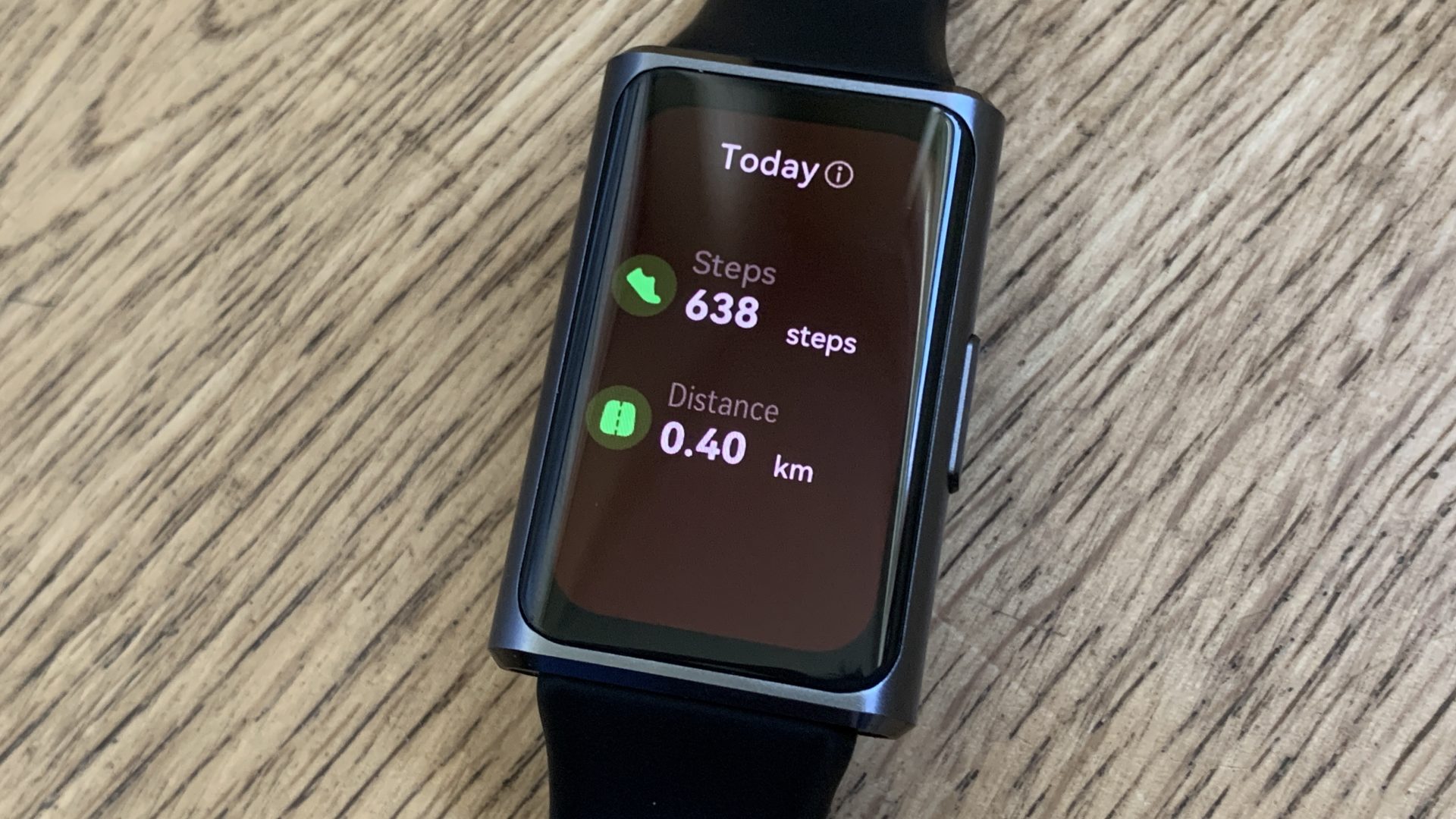 Обзор Huawei Band 11 Pro — фитнес-браслет с GPS картинка Huawei Band 11 Pro