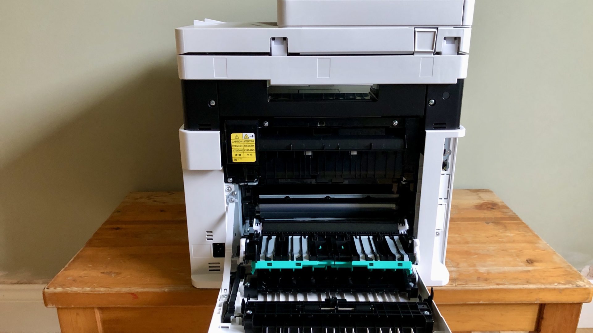 Обзор Canon i-SENSYS MF742Cdw — умный лазерный принтер картинка Canon i-SENSYS MF742Cdw