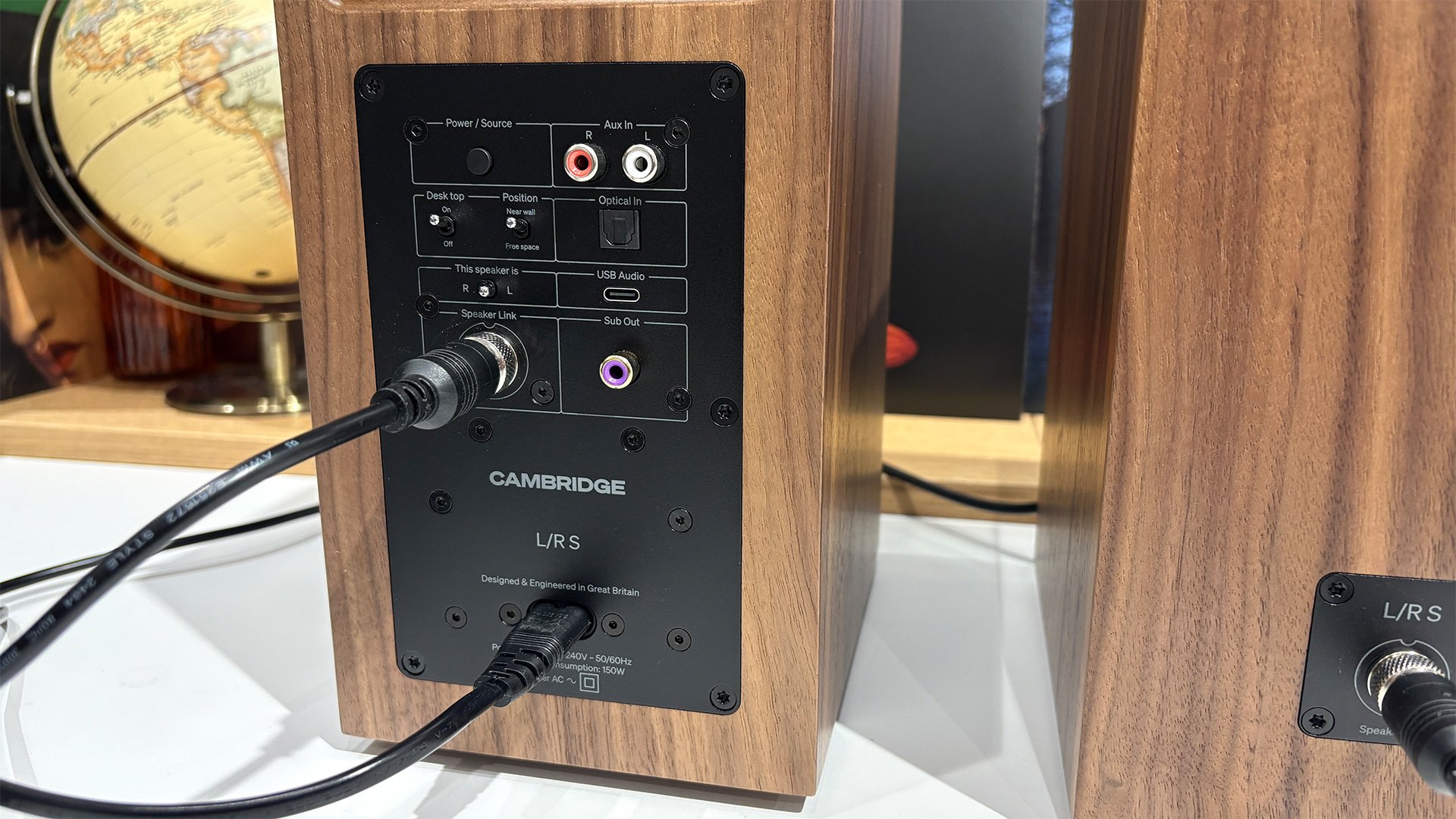 Обзор Cambridge Audio L/R S — звук, который не утомляет картинка Cambridge Audio L/R S