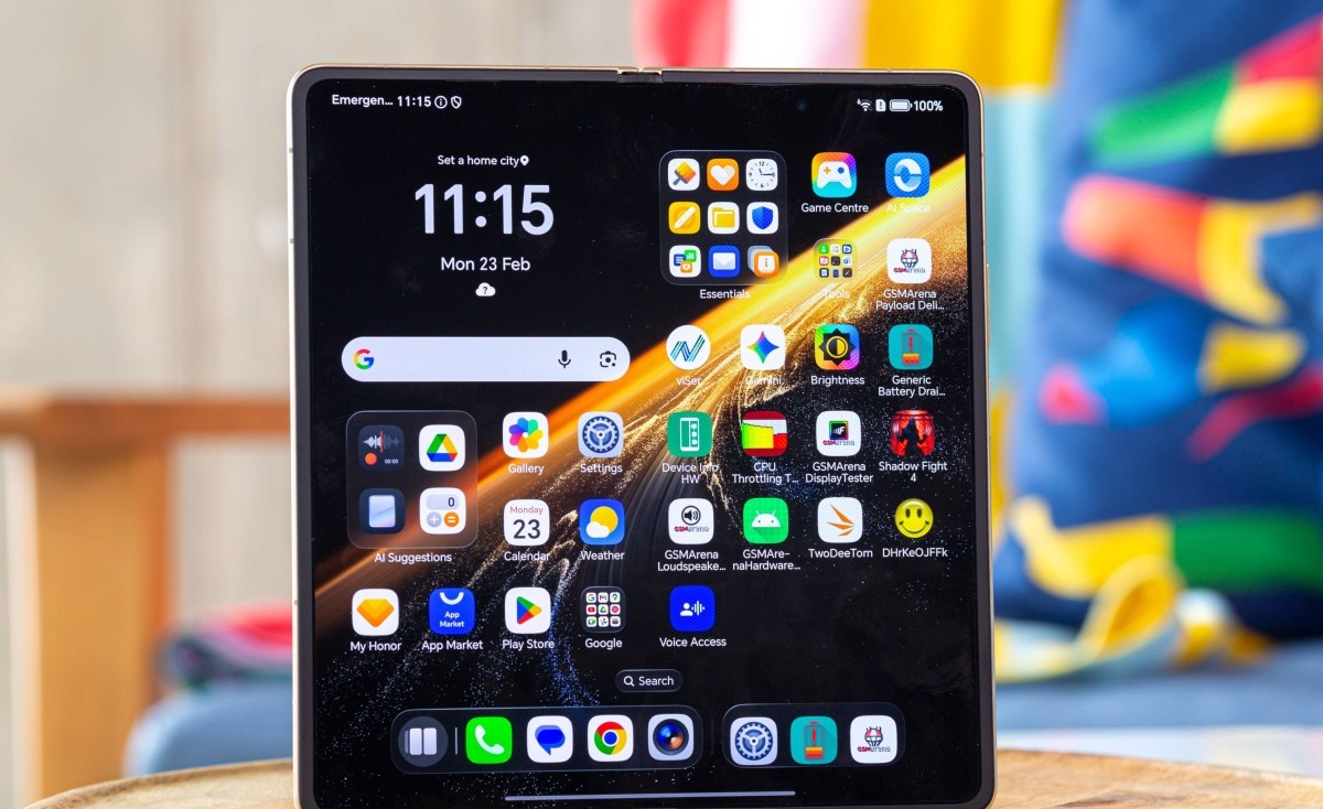 Обзор Honor Magic V6 — рекордная батарея в тонком корпусе картинка Honor Magic V6