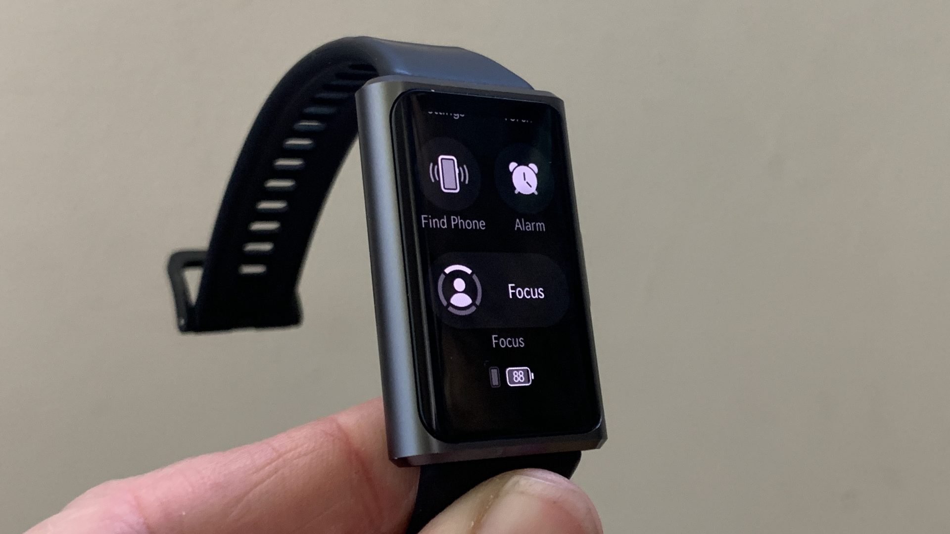 Обзор Huawei Band 11 Pro — фитнес-браслет с GPS картинка Huawei Band 11 Pro