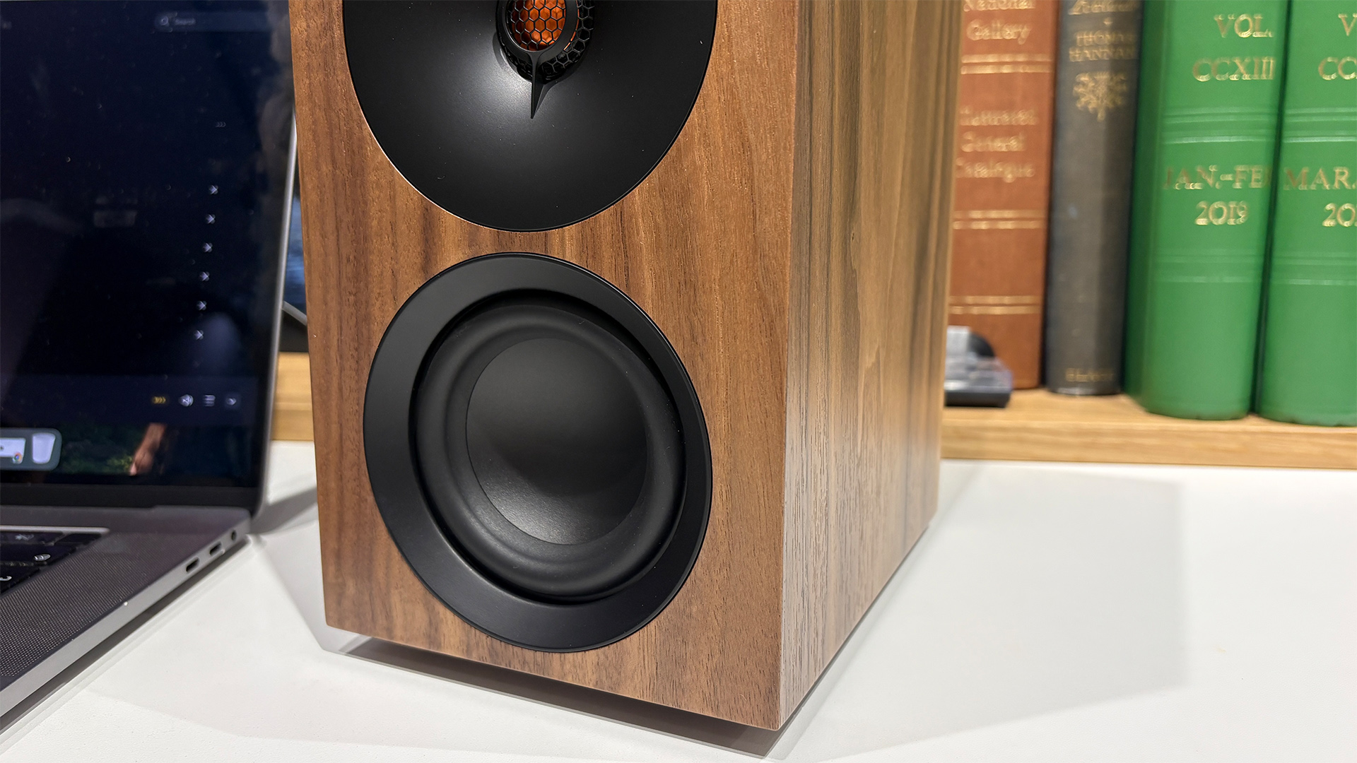 Обзор Cambridge Audio L/R S — звук, который не утомляет картинка Cambridge Audio L/R S