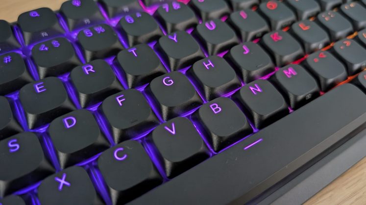 Corsair Vanguard Air 99