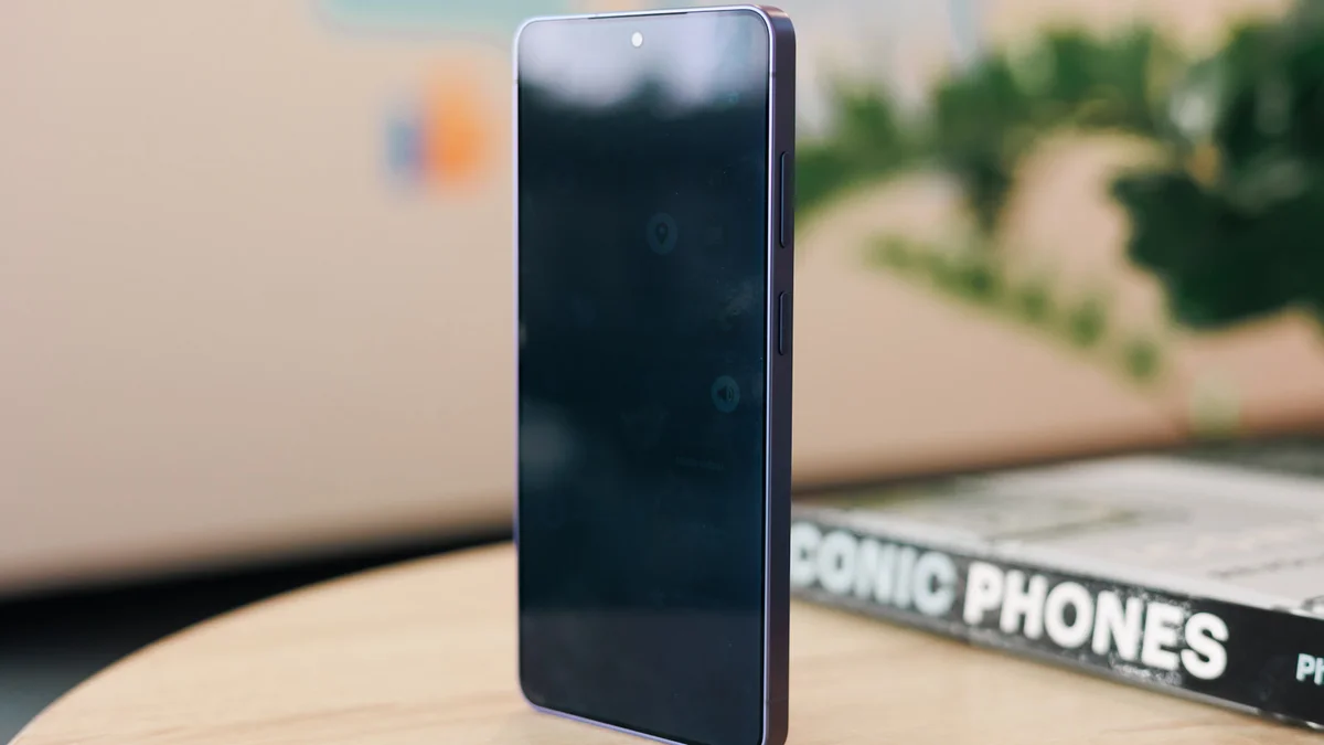 Больше никаких любопытных глаз: дисплеи Xiaomi 18 Pro защитят от подглядывания на уровне железа