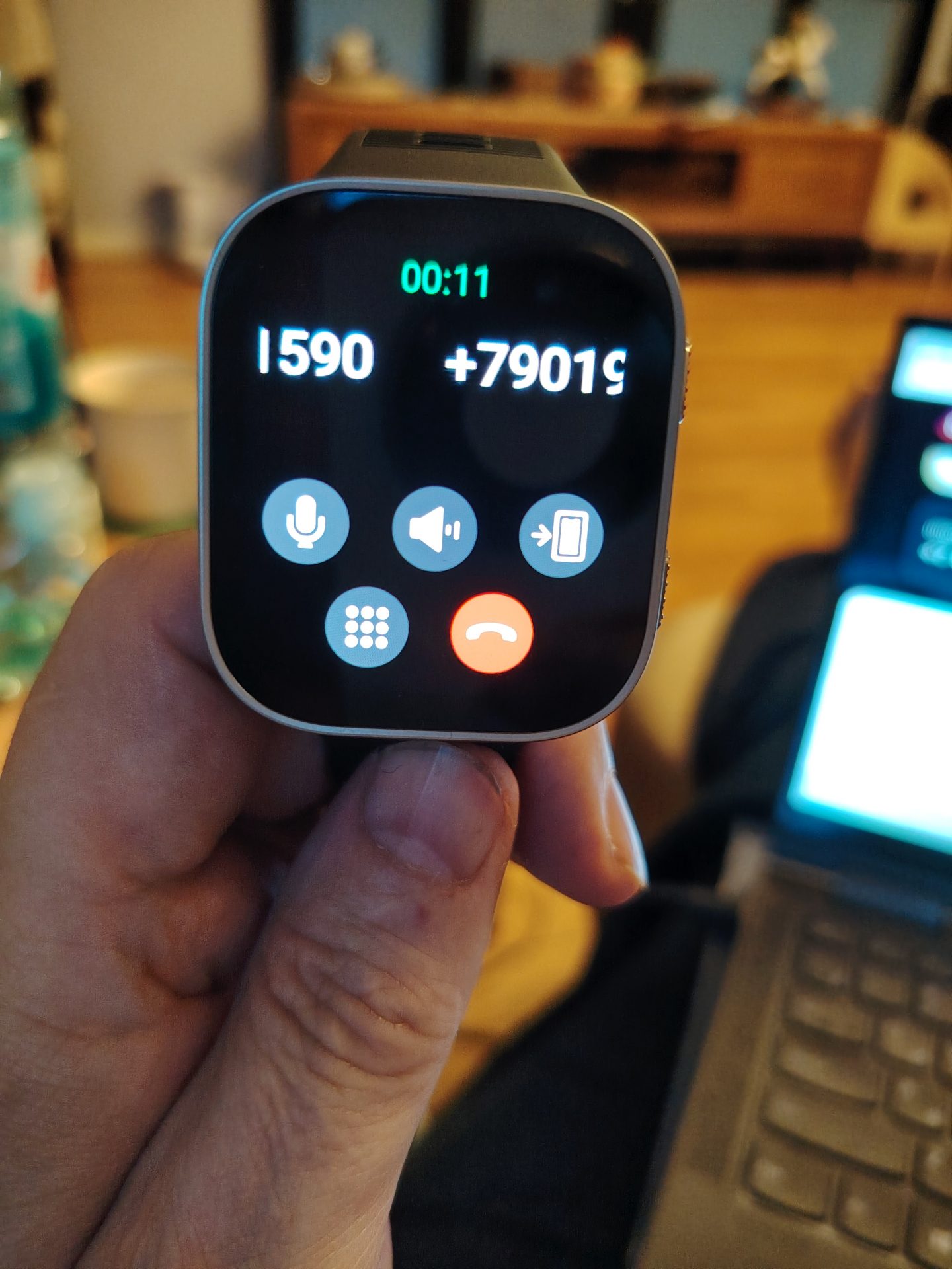 Обзор Amazfit Bip Max – бюджетный GPS-хит 2026 года картинка Обзор Amazfit Bip Max – бюджетный GPS-хит 2026 года