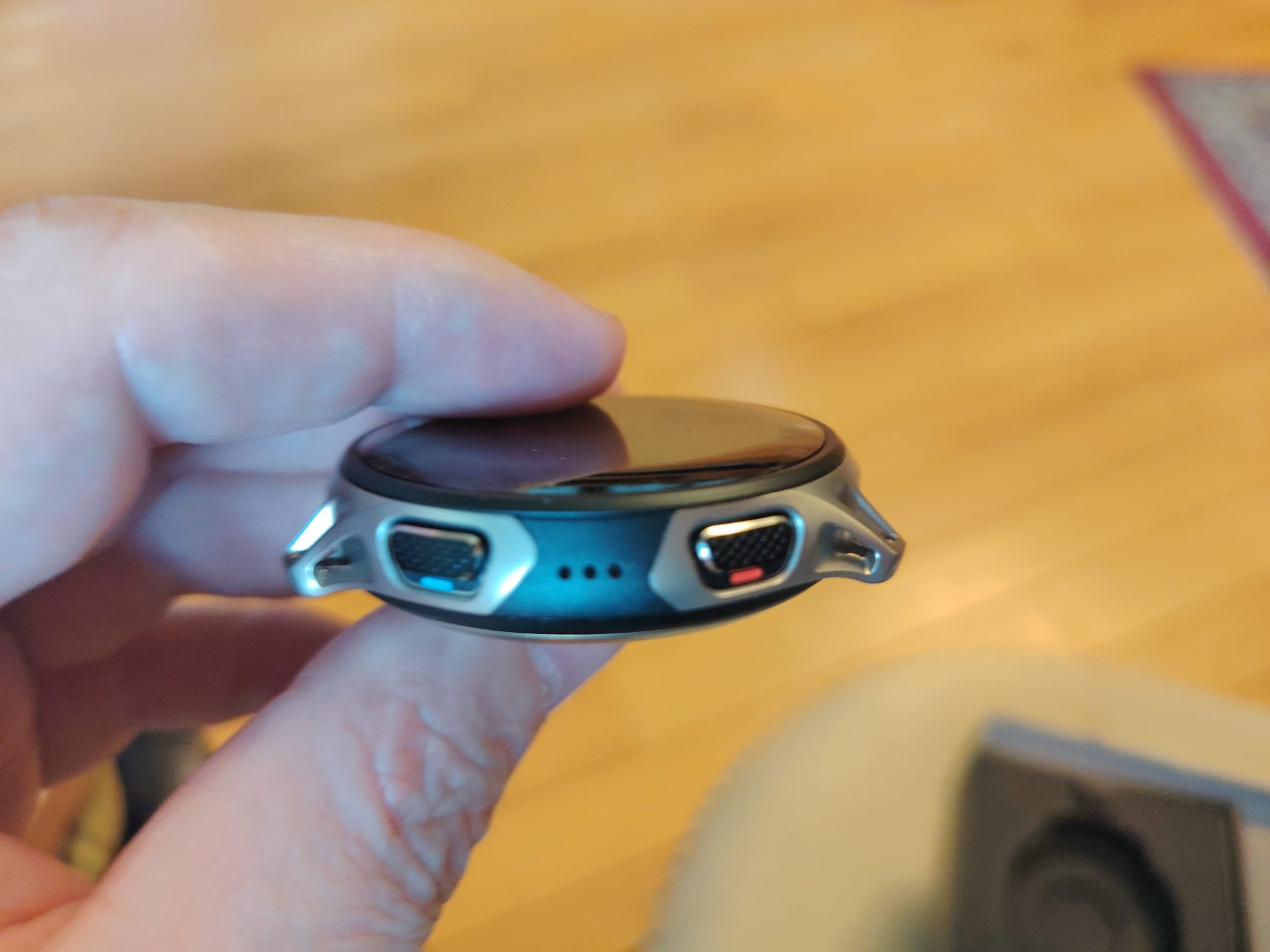 Обзор Amazfit Cheetah 2 Pro — титановый убийца дорогих флагманов за полцены картинка Обзор Amazfit Cheetah 2 Pro
