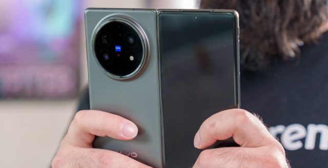 Гибкий Vivo X Fold6 5G: плюсы, минусы и риски | DGL.RU