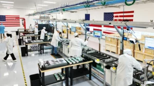 Кризис полупроводников: почему Apple готова покупать санкционную память в Китае для iPhone следующего поколения
