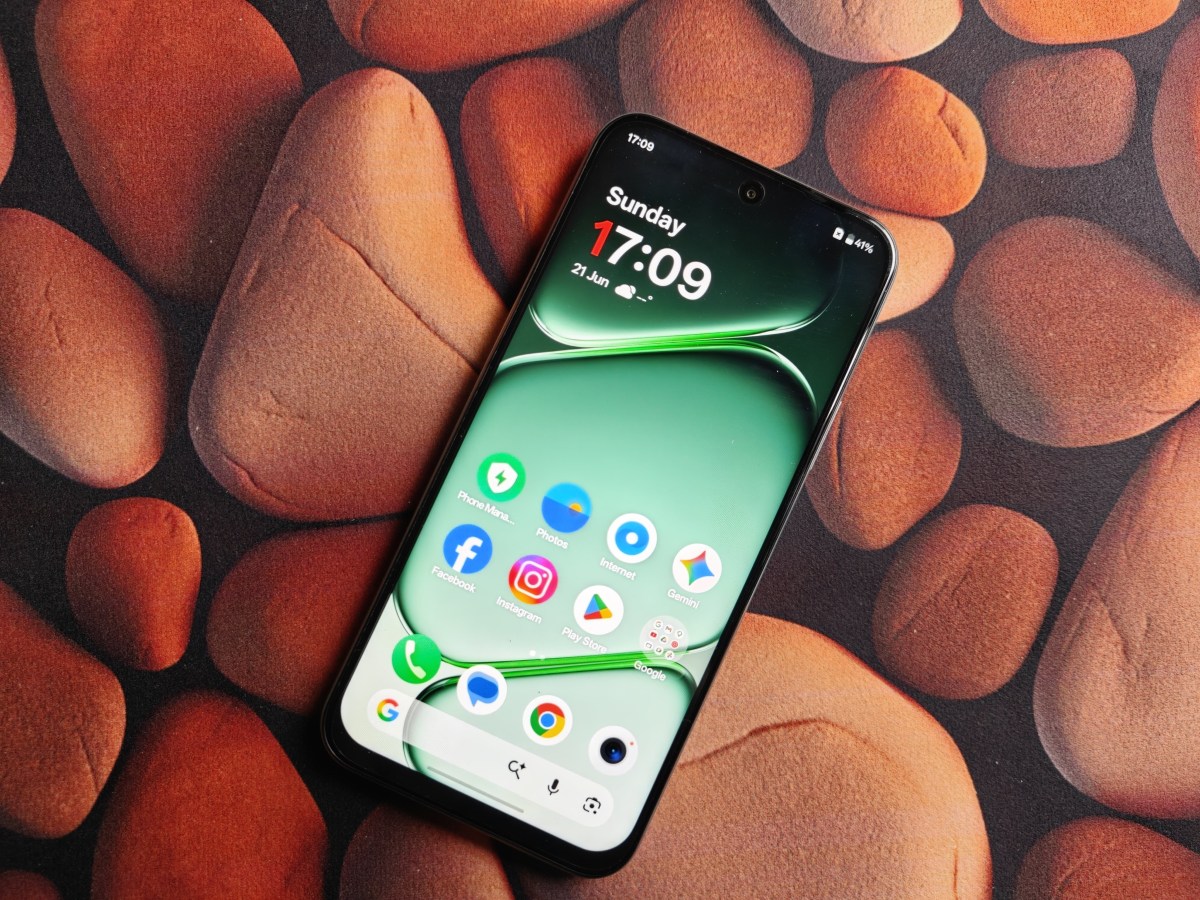 Коробка OnePlus N6 попала на фото: инсайдеры лишили бренд главного сюрприза года