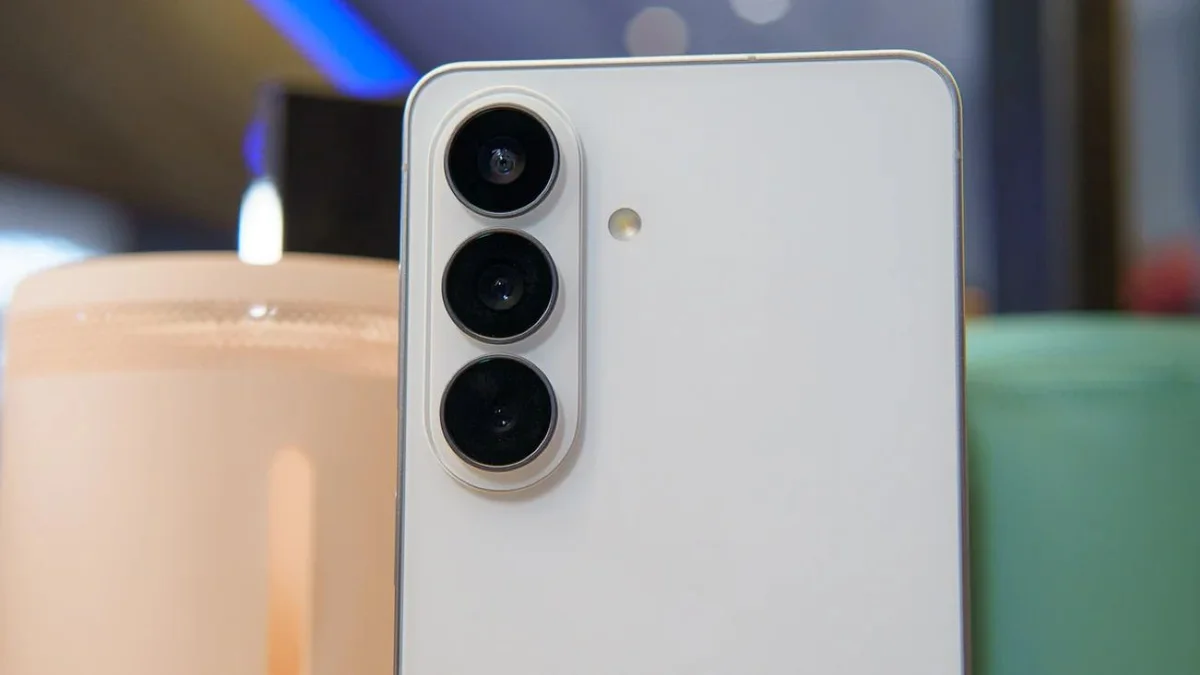 Первый след взят: Samsung Galaxy S27 официально зарегистрирован в базе данных регуляторов