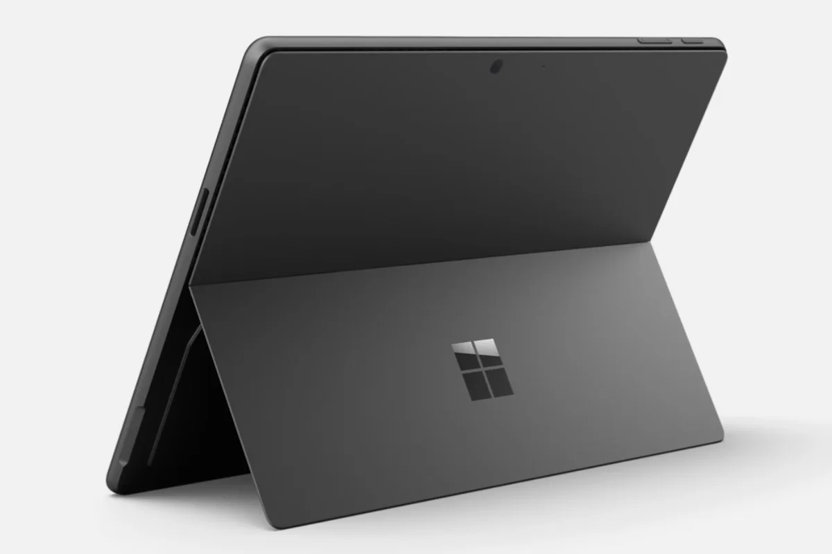 Планшетный компьютер на стероидах: Microsoft представила элитный Surface Pro 12-го поколения на чипах Snapdragon X2 картинка Microsoft Surface Pro 12: стоит ли покупать? | DGL.RU