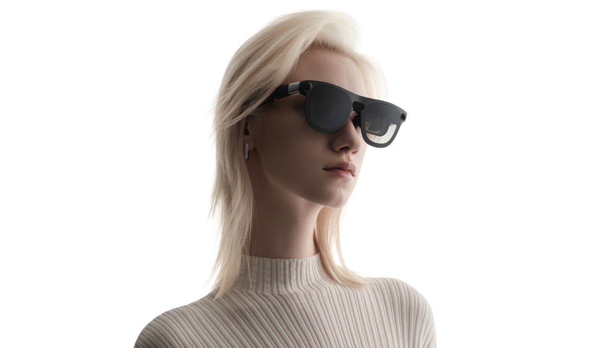 Очки Xreal Aura заменят шлем Apple Vision Pro? | DGL.RU