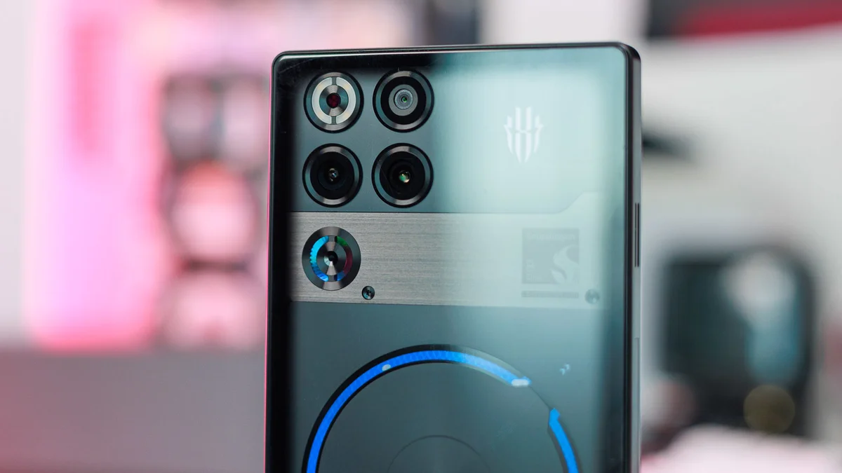 S26 Ultra и iPhone 17 Pro Max — просто дорогие игрушки. Вот как выглядит реальная мощь