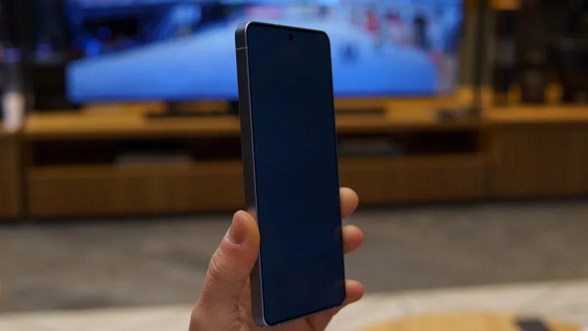 Samsung Galaxy S26 Ultra: кому стоит купить? | DGL.RU