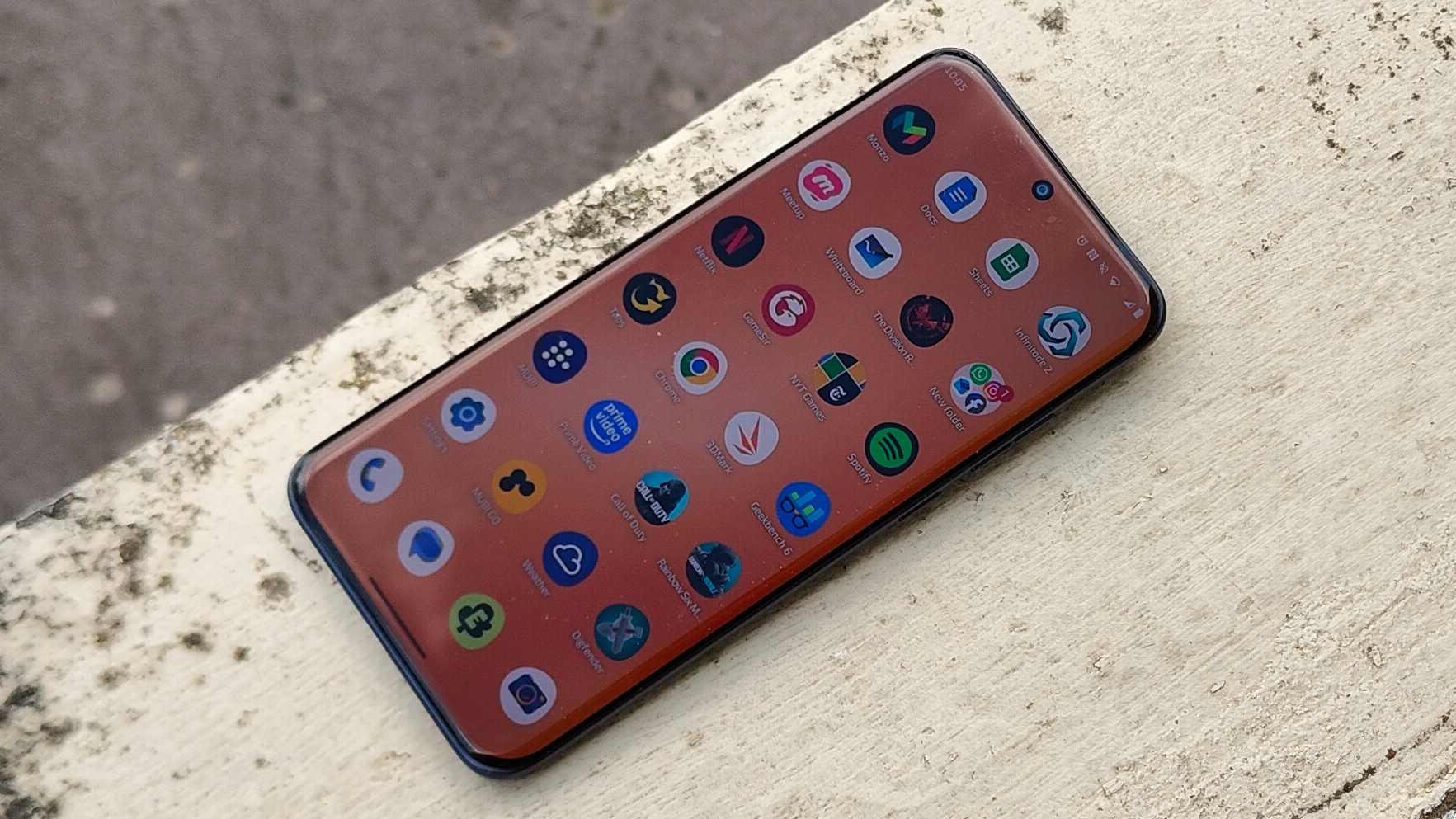 Обзор Motorola Edge 70 Fusion - iPhone 17e и Samsung Galaxy A57 ему уступают картинка Смартфон Motorola Edge 70 Fusion с 7000 мАч | DGL.RU