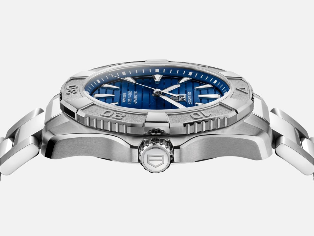 TAG Heuer против батареек: новые Aquaracer доказывают, что классическая механика начинает уступать