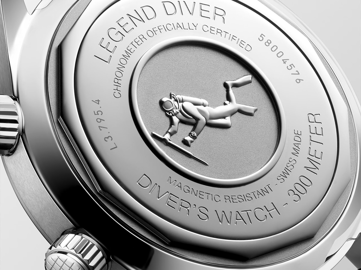 Возвращение легенды из 1959 года: Longines возрождает культовые дайверские часы в оригинальном корпусе картинка Longines Legend Diver 59: брать ли новинку? | DGL.RU