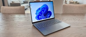 Обзор Microsoft Surface Laptop 8 — мощный Panther Lake