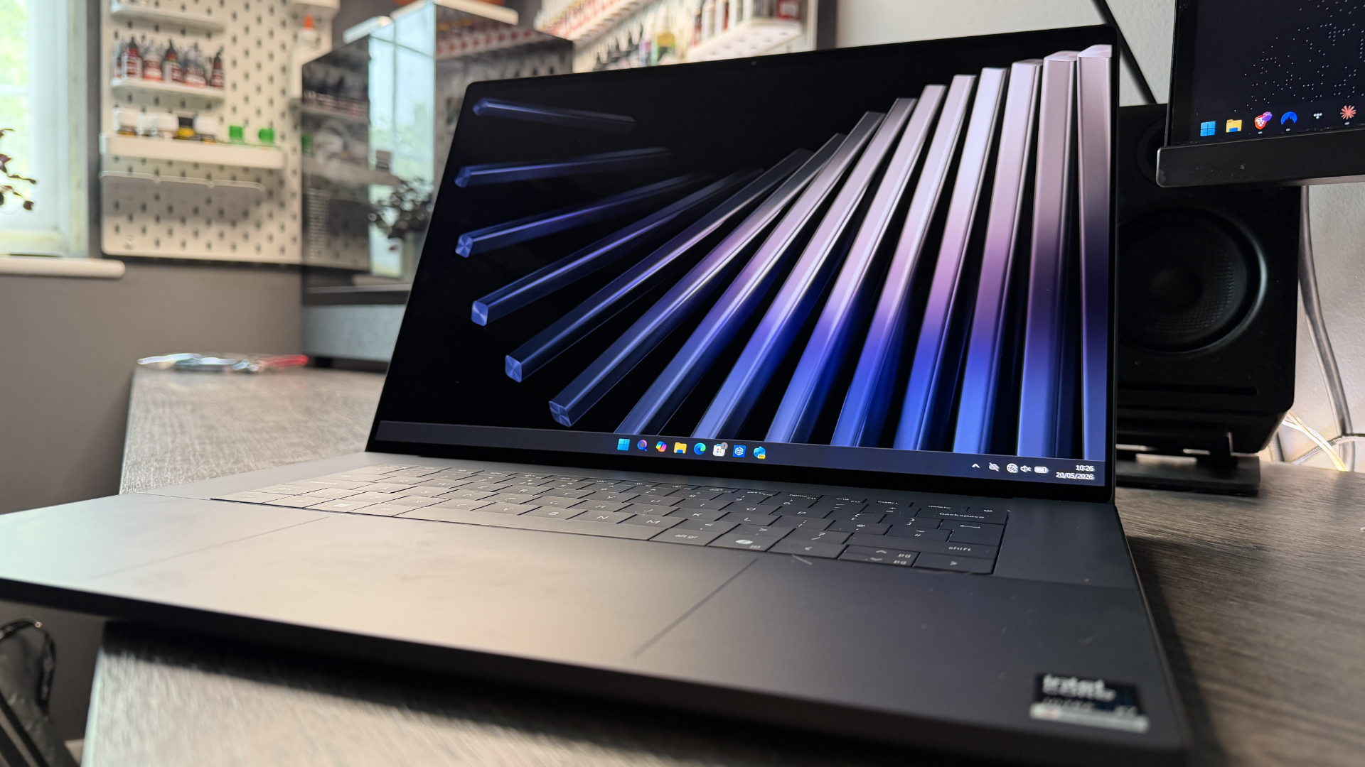 Обзор Dell XPS 16: потрясающий 3K OLED и всего три порта картинка Dell XPS 16