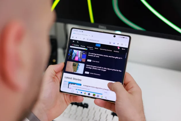 Honor Magic V6