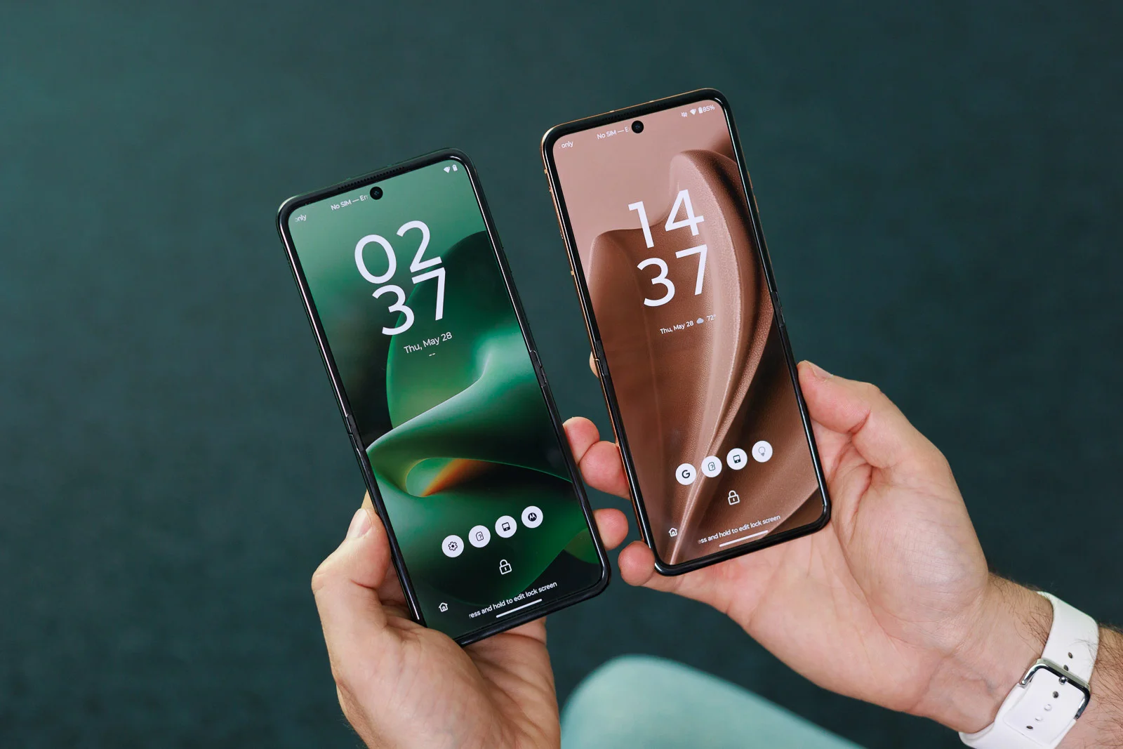Motorola Razr Plus 2026 против Razr Plus 2025: отличия картинка Motorola Razr Plus 2026 и Motorola Razr Plus 2025