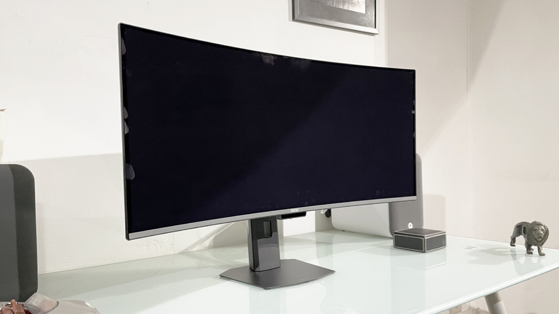 Обзор MSI MPG 341CQR QD-OLED X36 — OLED без компромиссов картинка MSI MPG 341CQR QD-OLED X36