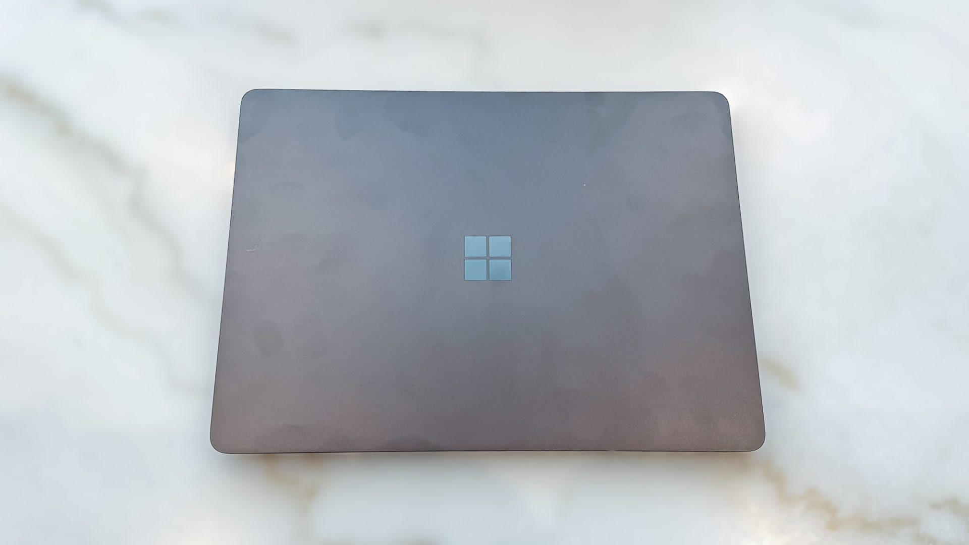 Обзор Microsoft Surface Laptop 8 — мощный Panther Lake картинка Microsoft Surface Laptop 8