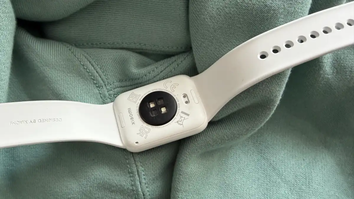 Обзор Xiaomi Smart Band 10 Pro: керамика и яркий экран картинка Xiaomi Smart Band 10 Pro