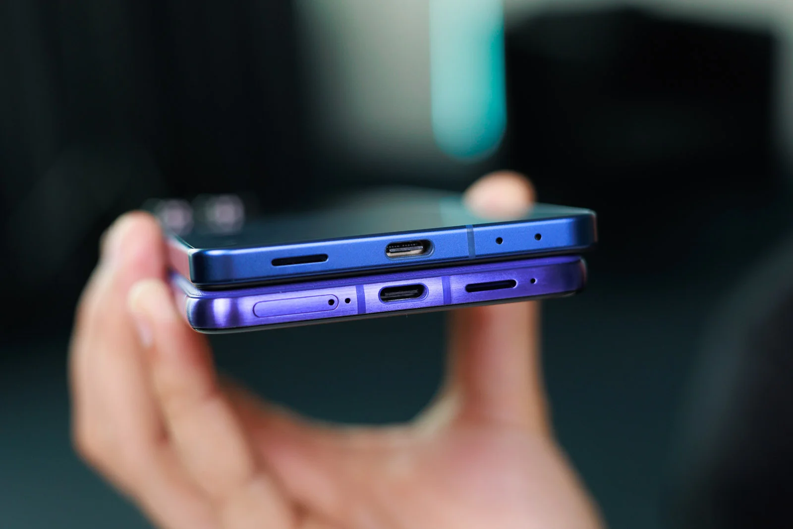 Motorola Razr Ultra 2026 против Galaxy Z Flip 7