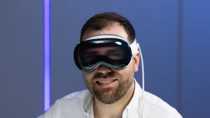 Apple может выпустить умные очки вместо бюджетной гарнитуры Vision Pro