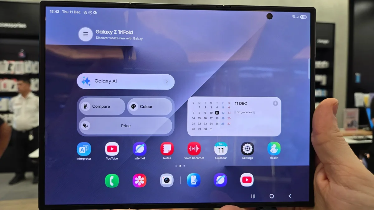 Секреты Samsung утекли в сеть: TriFold 2 и раздвижной смартфон переносятся