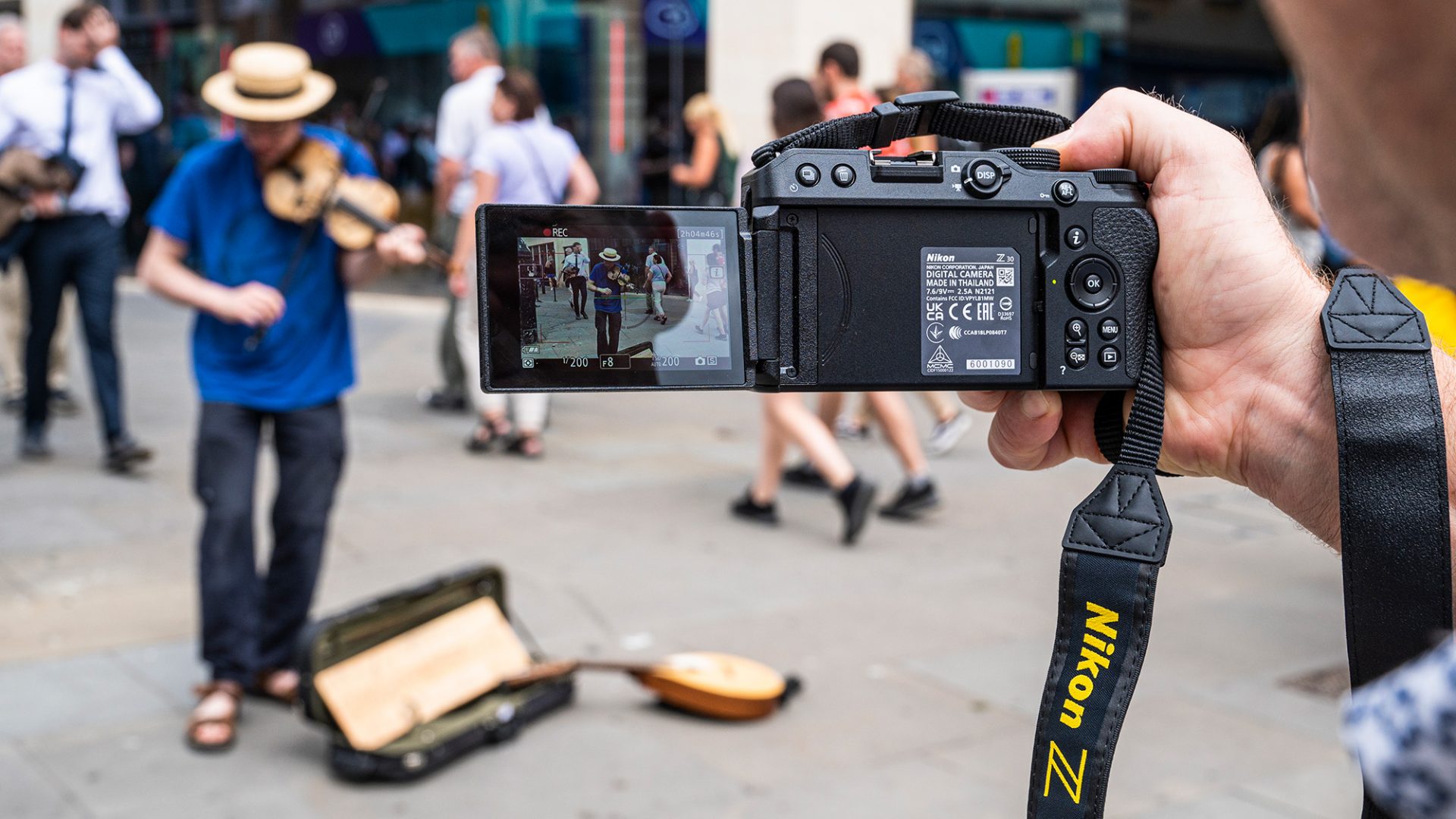 Лучшая камера Nikon в 2026 году: от базовых моделей до профессиональных камер картинка Фотоаппараты Nikon: лучшие модели 2026 года | DGL.RU