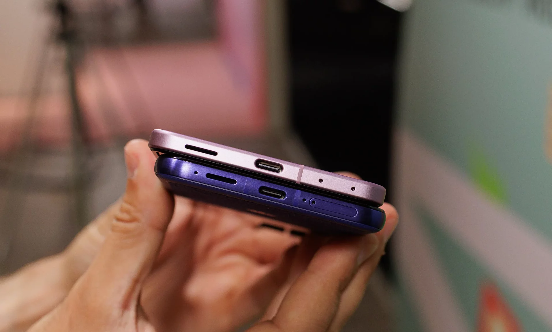 Galaxy Z Flip 8 и Motorola Razr Ultra (2026) | DGL.RU