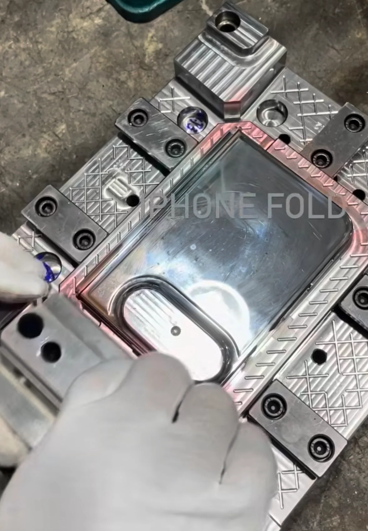 Утечка всех характеристик Galaxy Z Fold 8 и Fold 8 Ultra, и вы вряд ли не будете впечатлены картинка Утечка всех характеристик Galaxy Z Fold 8 и Fold 8 Ultra, и вы вряд ли не будете впечатлены