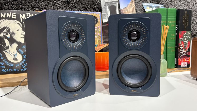 Hi-Fi колонки Acoustic Energy AE300 Mk2 и топ 2026 | DGL.RU