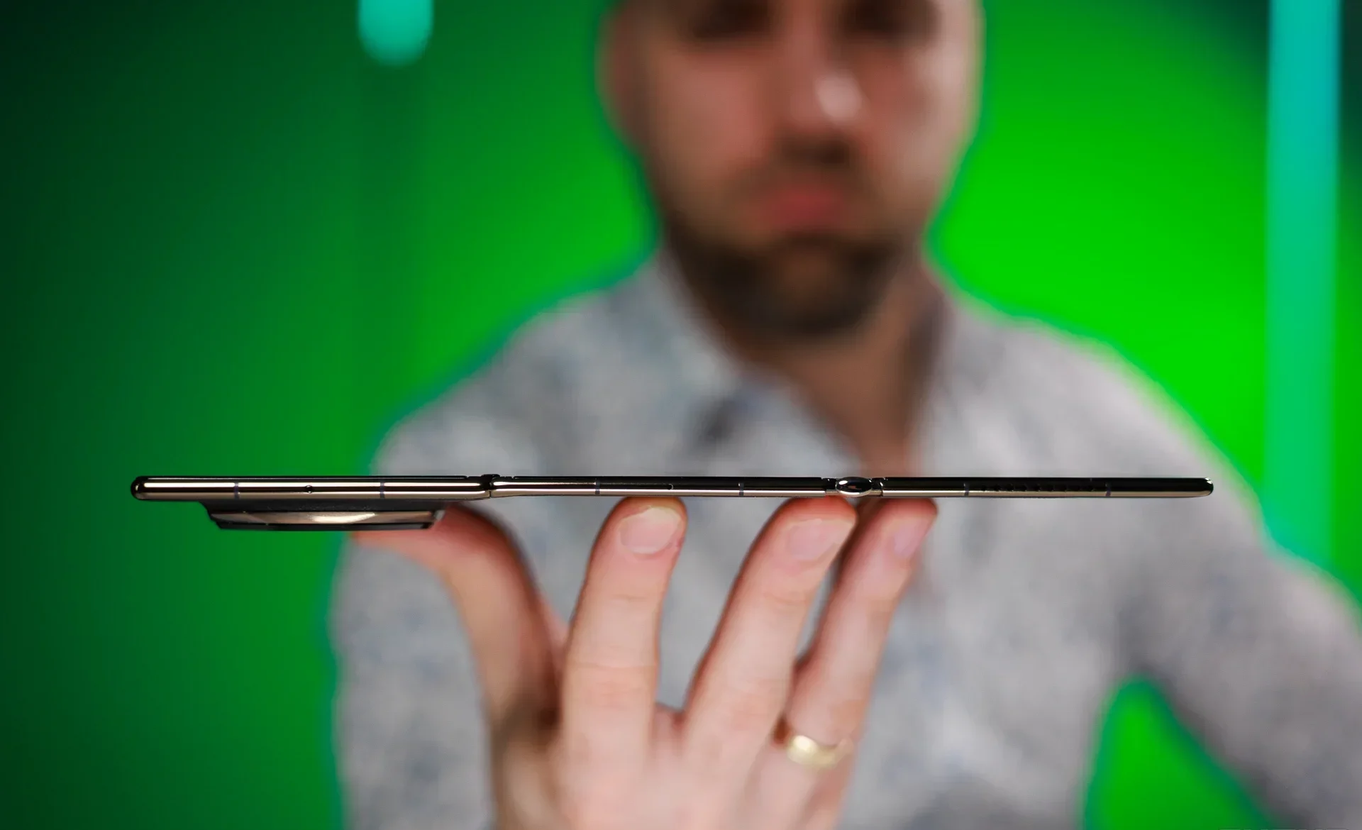 Смартфон Huawei Mate XT 2 выйдет этой осенью | DGL.RU