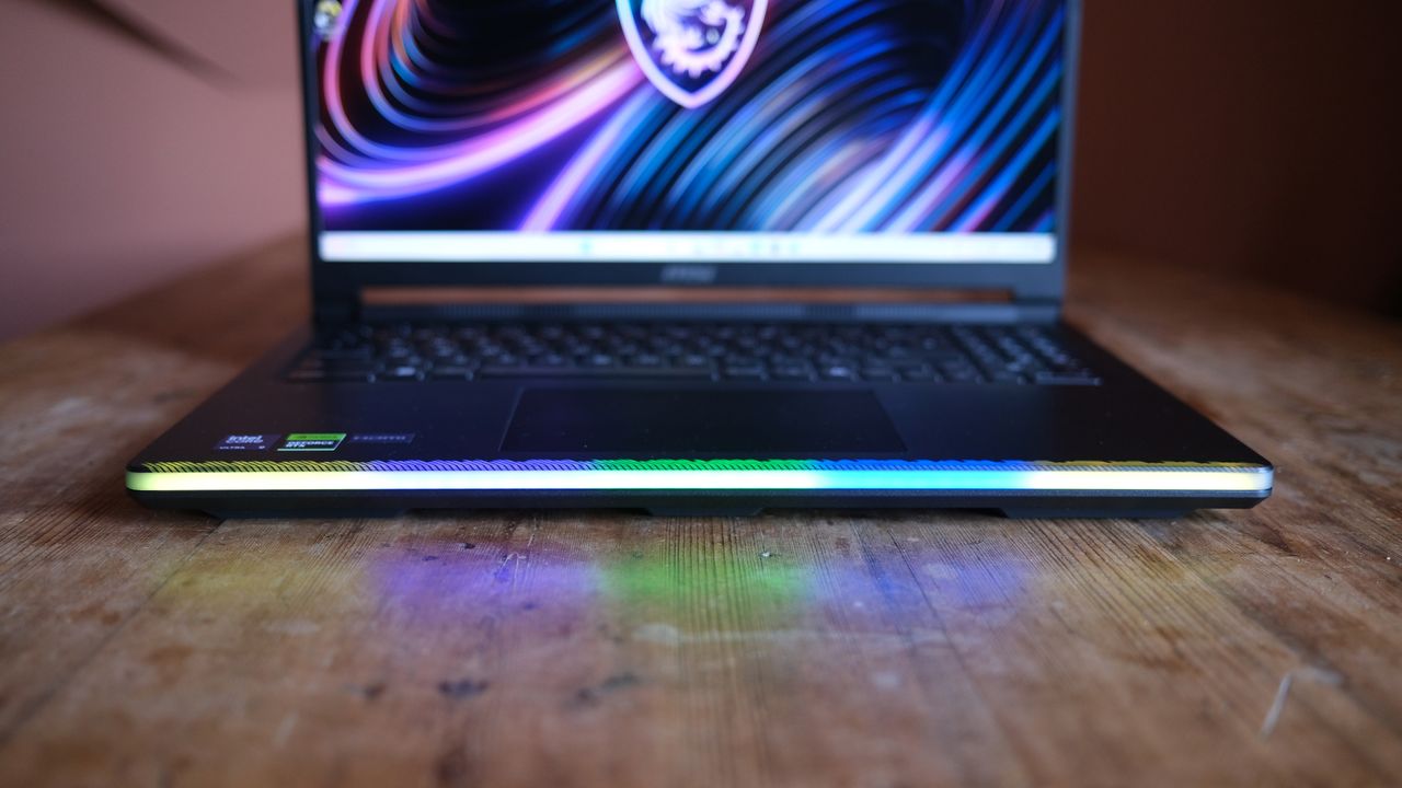 Обзор MSI Raider 16 Max HX - выдающаяся игровая производительность картинка Игровой ноутбук MSI Raider 16 Max HX | DGL.RU