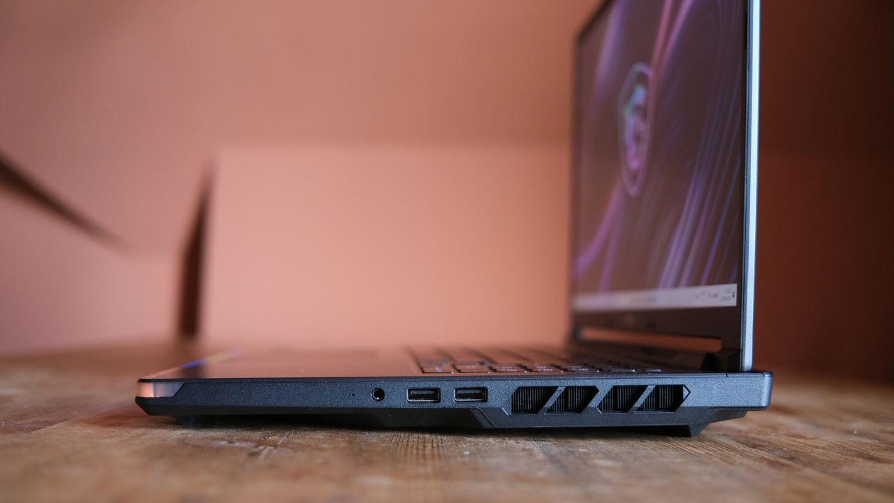 Обзор MSI Raider 16 Max HX - выдающаяся игровая производительность картинка Игровой ноутбук MSI Raider 16 Max HX | DGL.RU