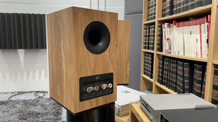 Колонки Bowers & Wilkins 607 S3: лучшие в 2026 | DGL.RU